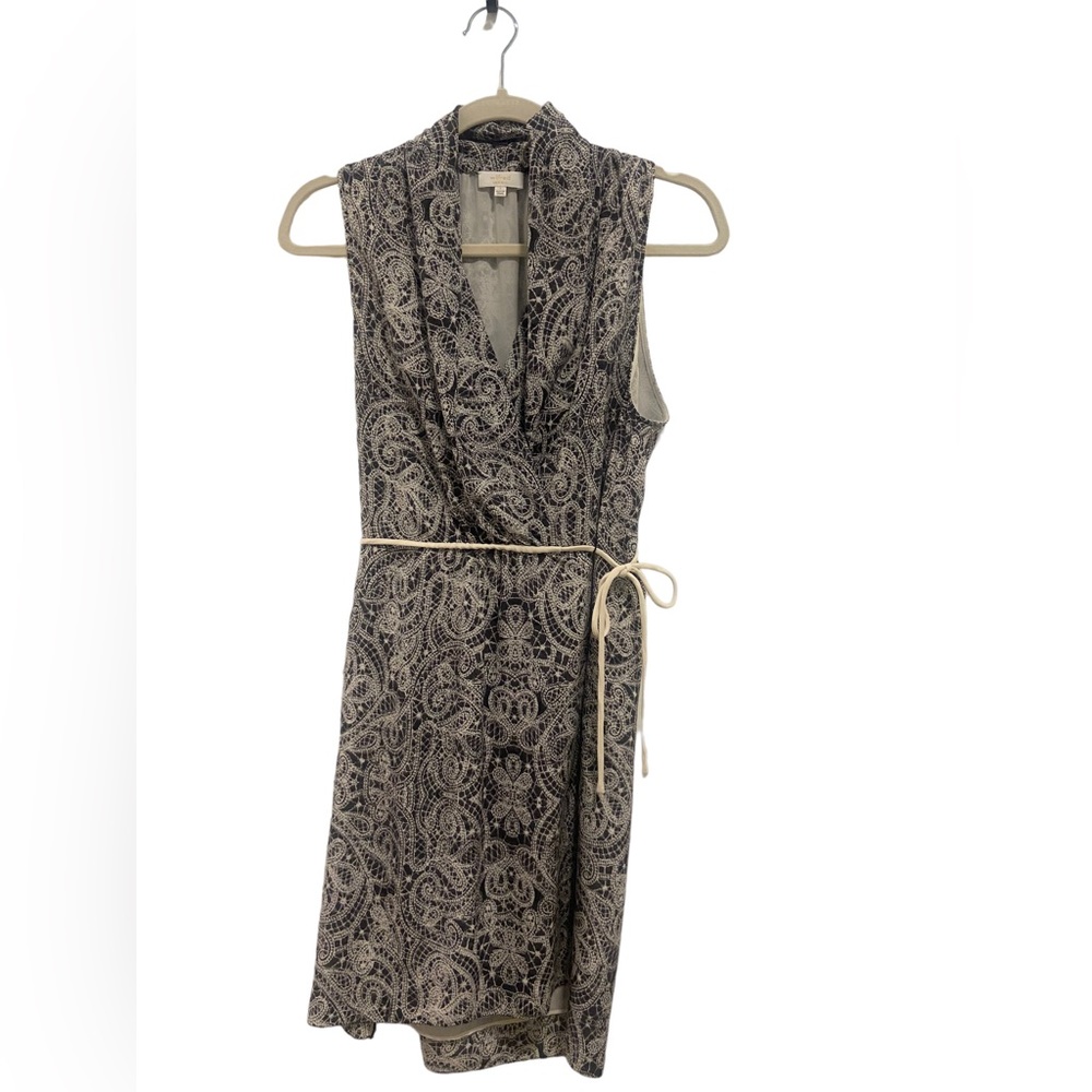 ARITZIA Wilfred 100%silk  black and white dress with pockets size small.